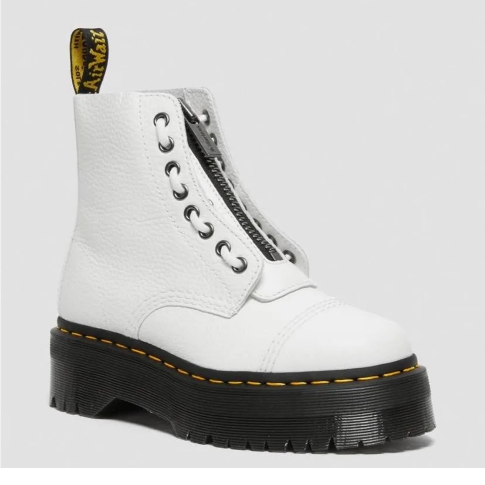 Dr. Martens (doc marten) White Sinclair Boot Size 7